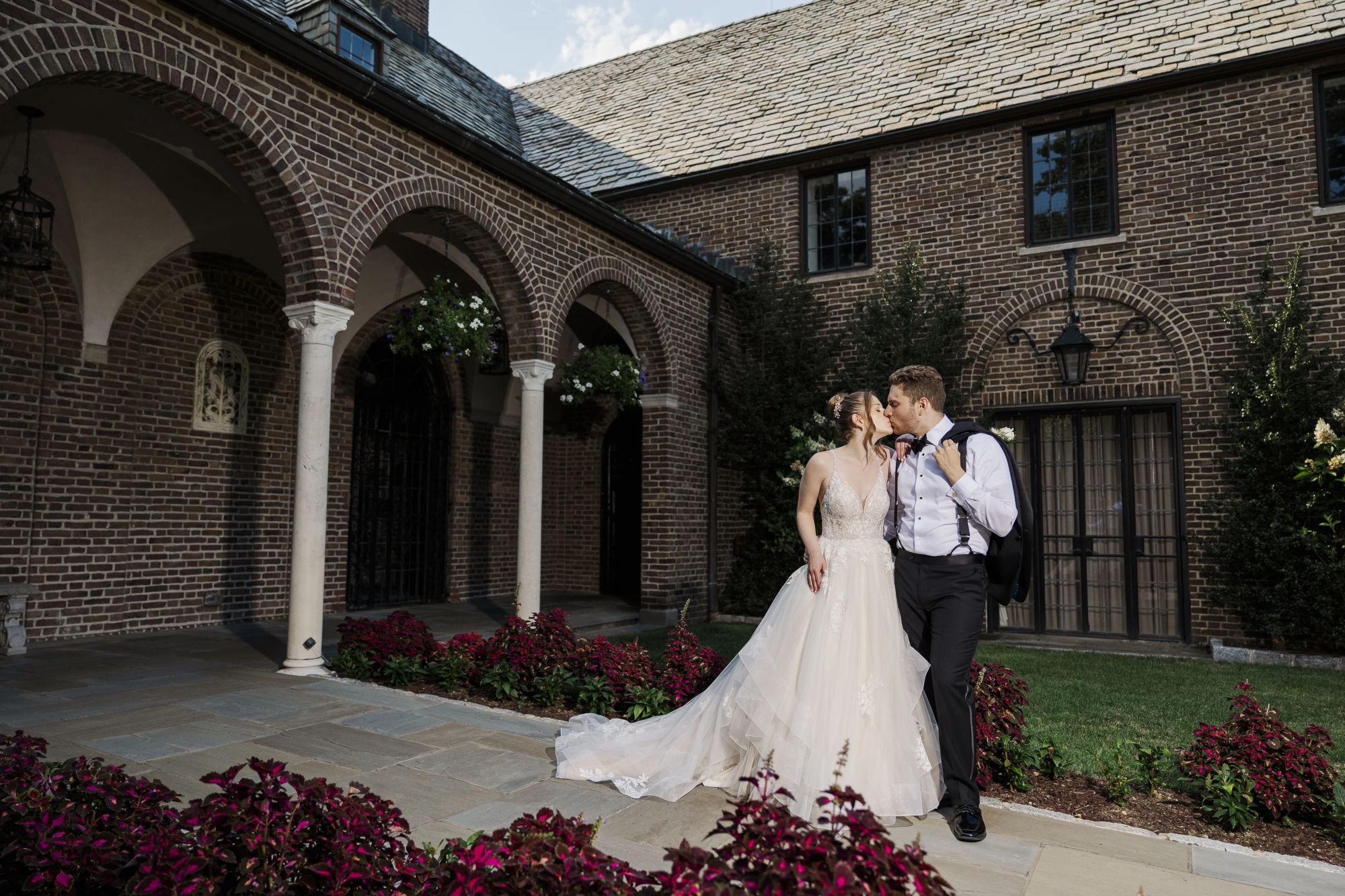 Splendid ardsley country club wedding