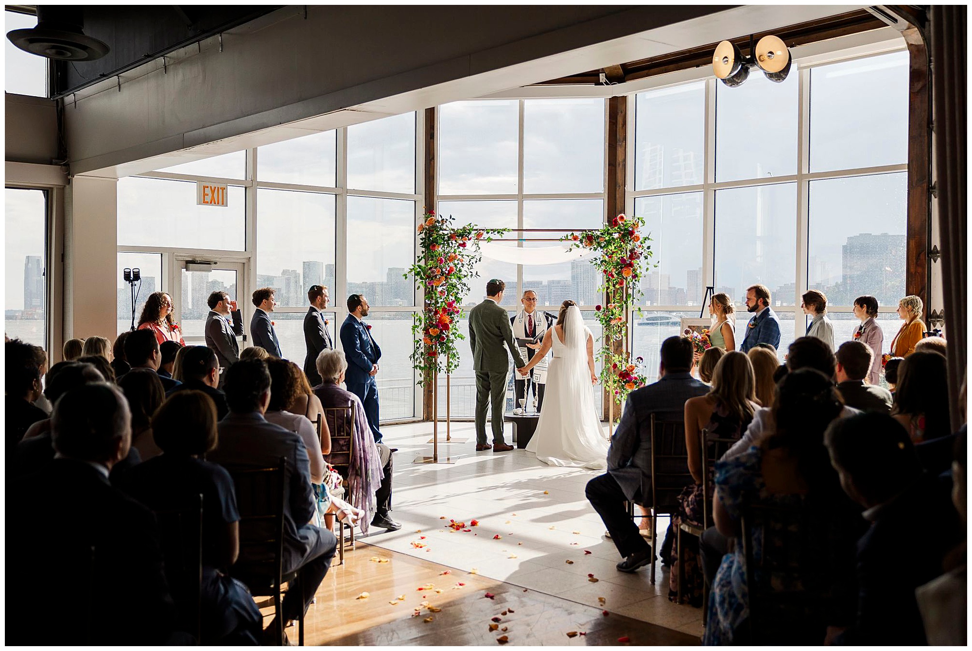 Sensational lighthouse at chelsea piers wedding