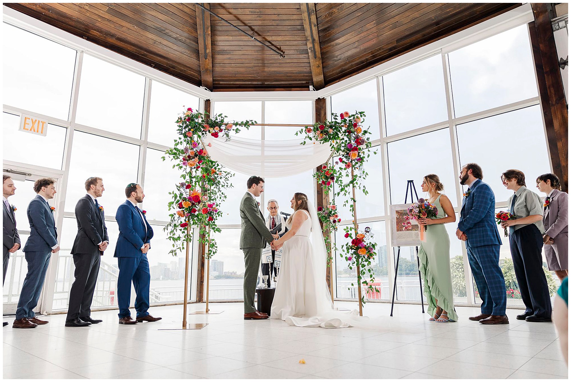 Perfect lighthouse at chelsea piers wedding