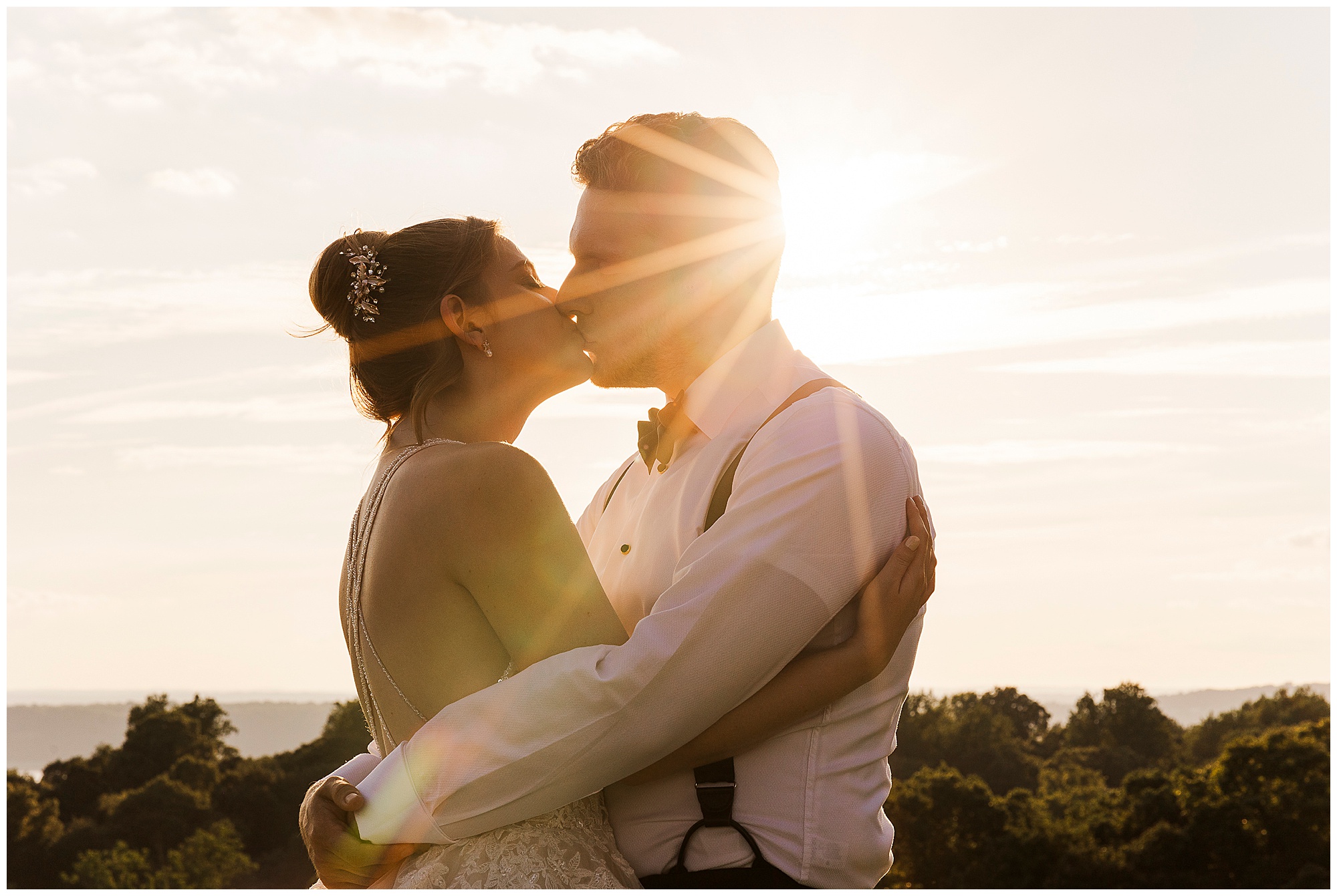 Candid ardsley country club wedding