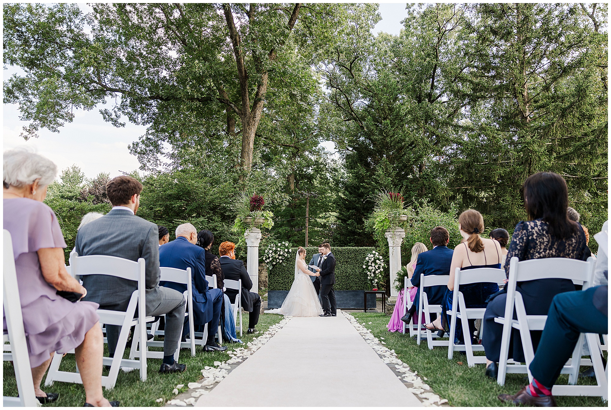 Timeless ardsley country club wedding