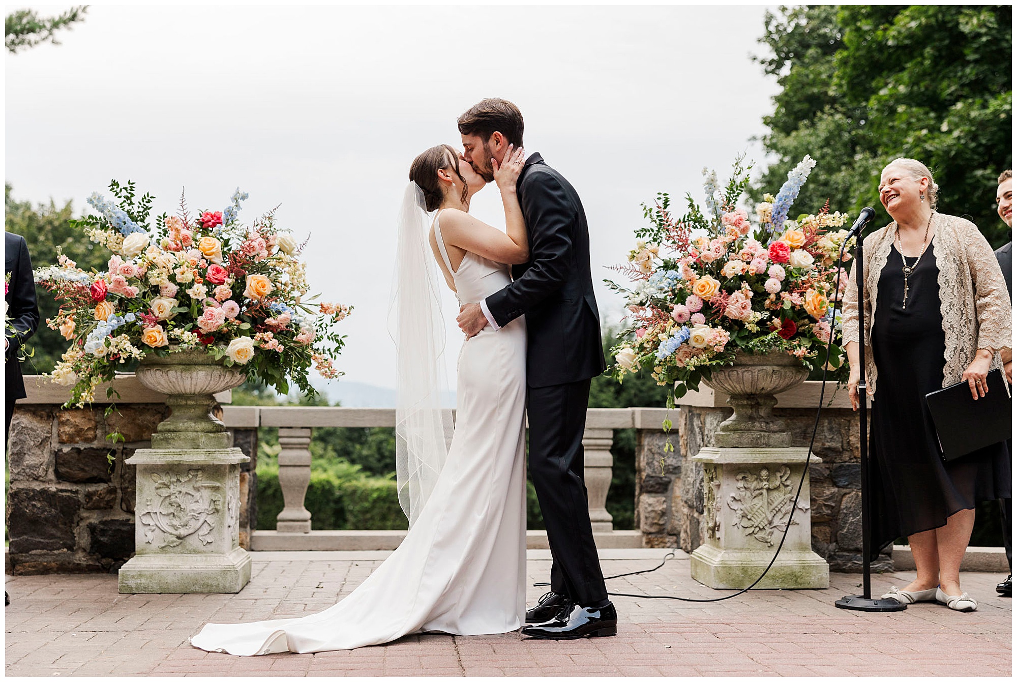 Flawless wedding at tappan hill mansion