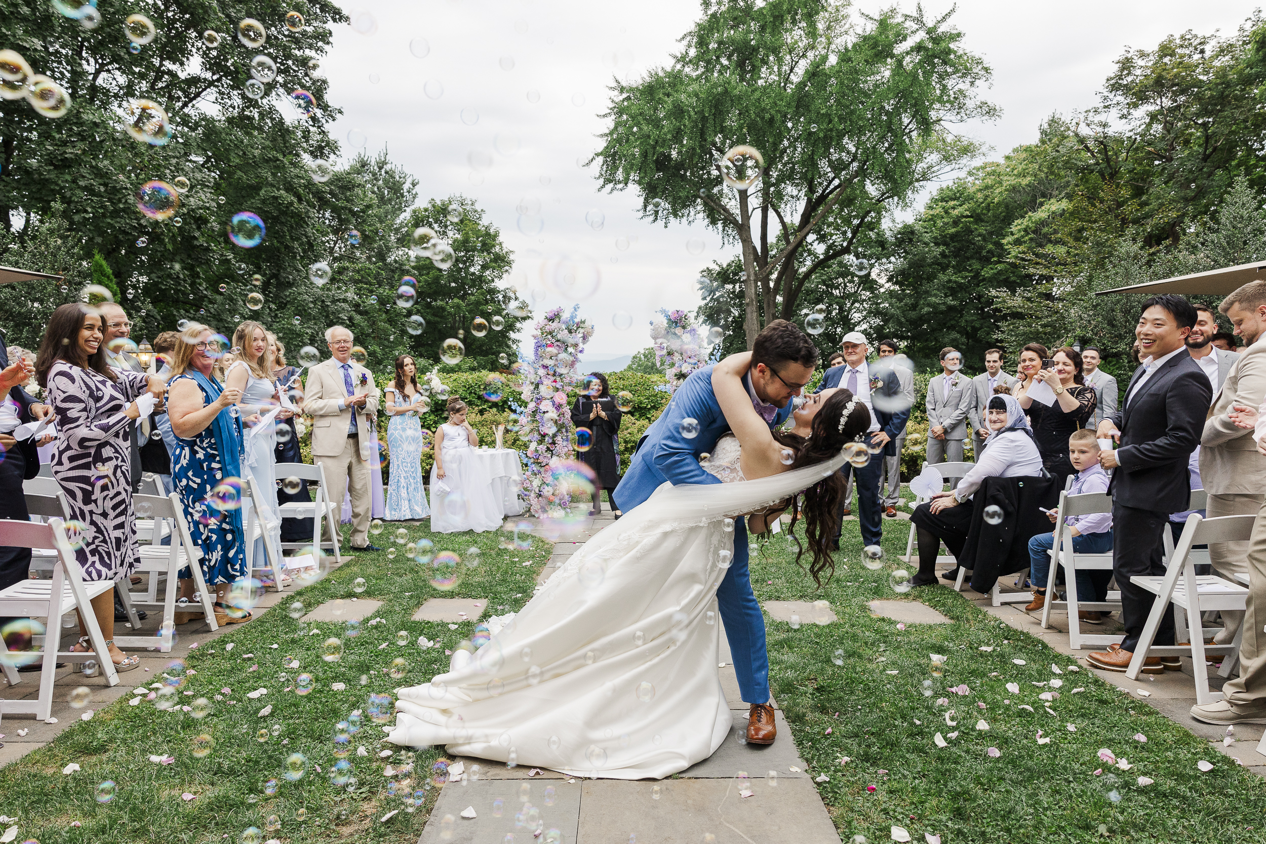 Colorful summer briarcliff manor wedding