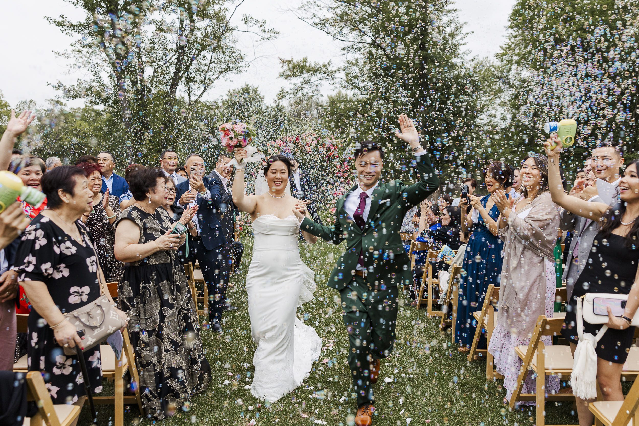 Chic city winery hudson valley wedding