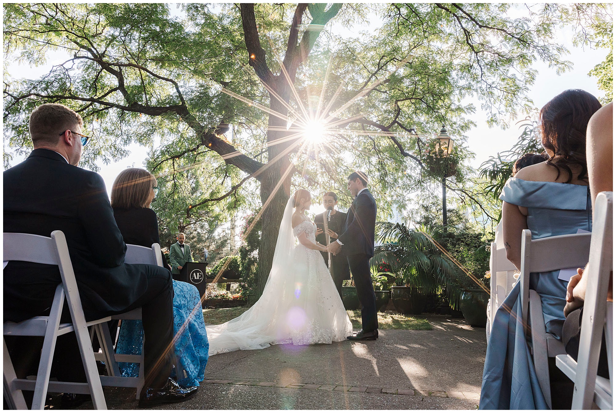 Elegant  river café wedding in brooklyn, ny