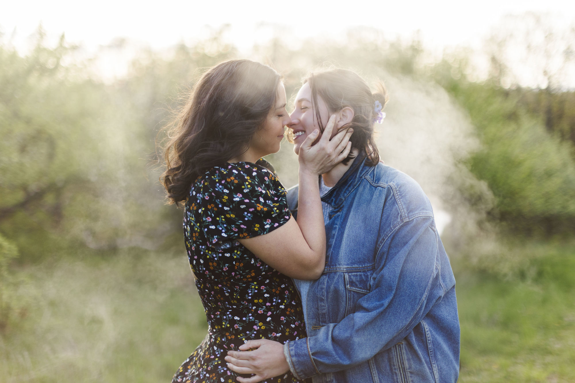 Cheerful apple orchard engagement photos in the hudson valley