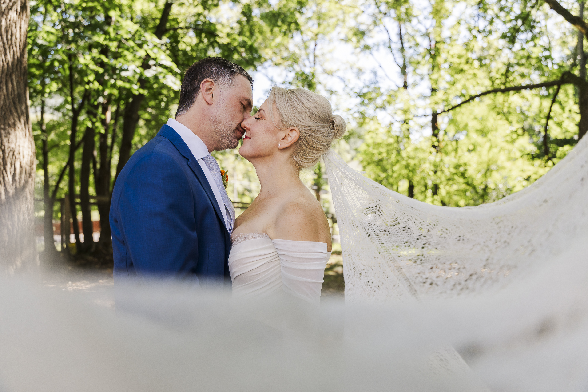 Chic Beacon wedding at The Yard