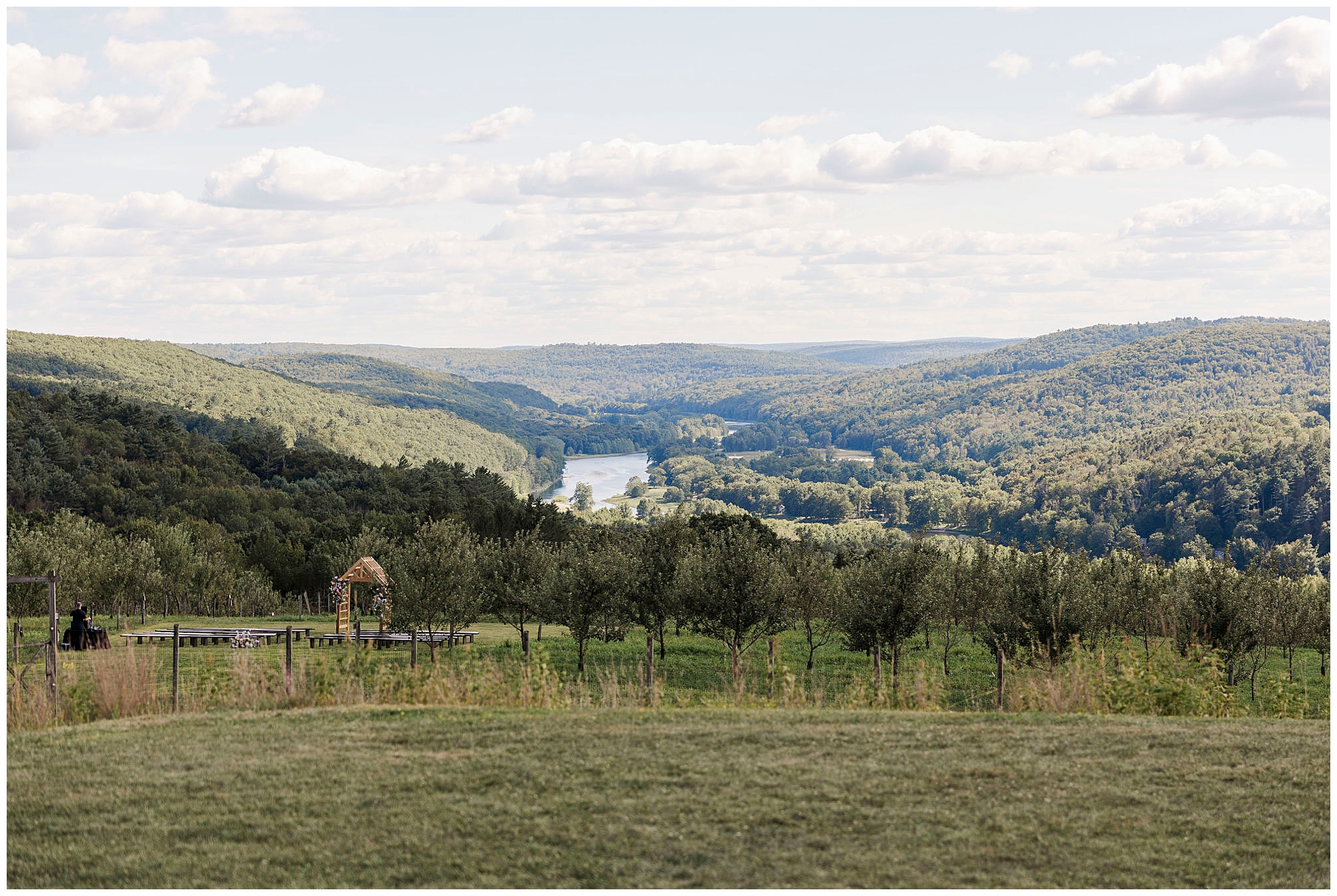 playful wedding at seminary hill