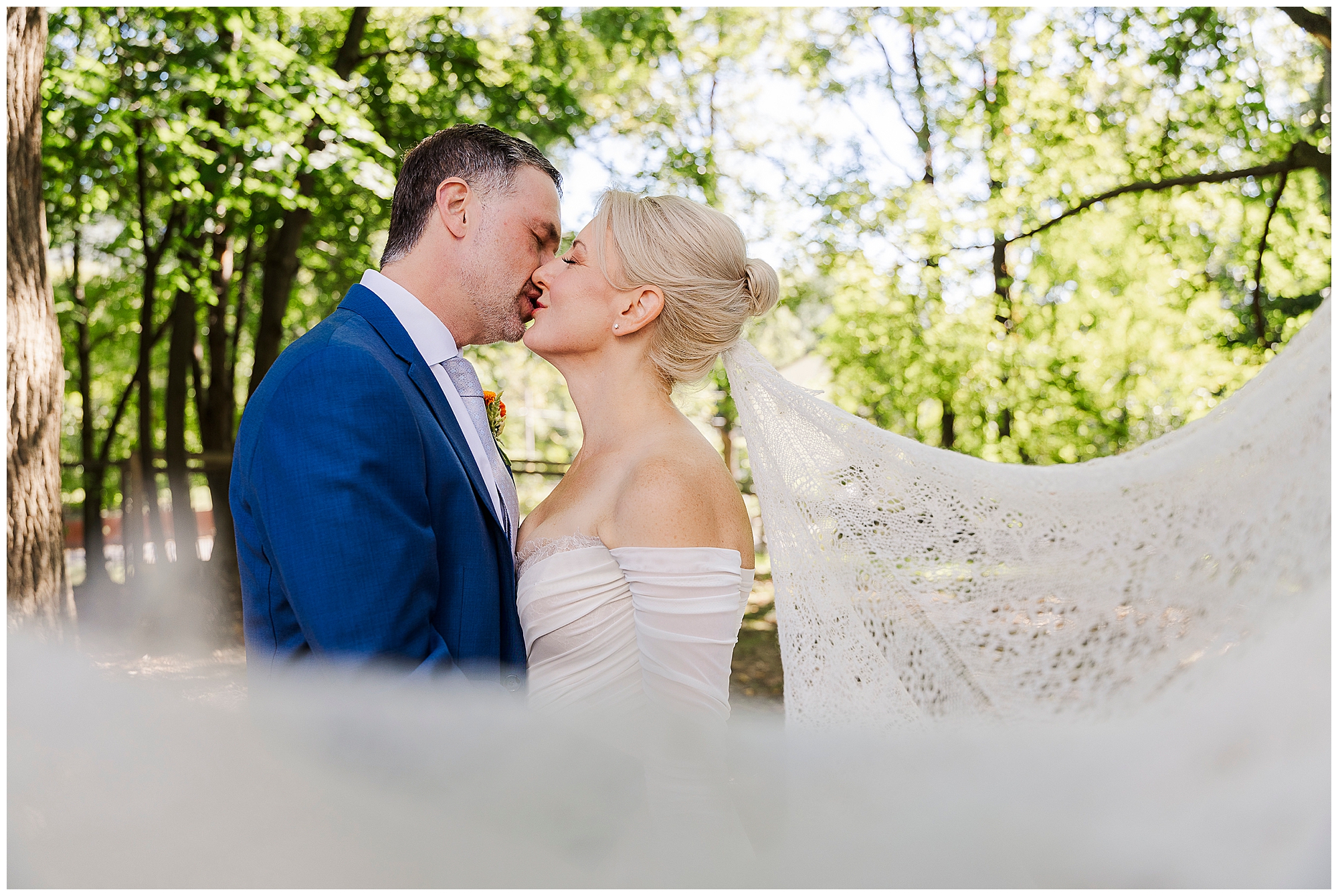 Stylish Beacon wedding at The Yard