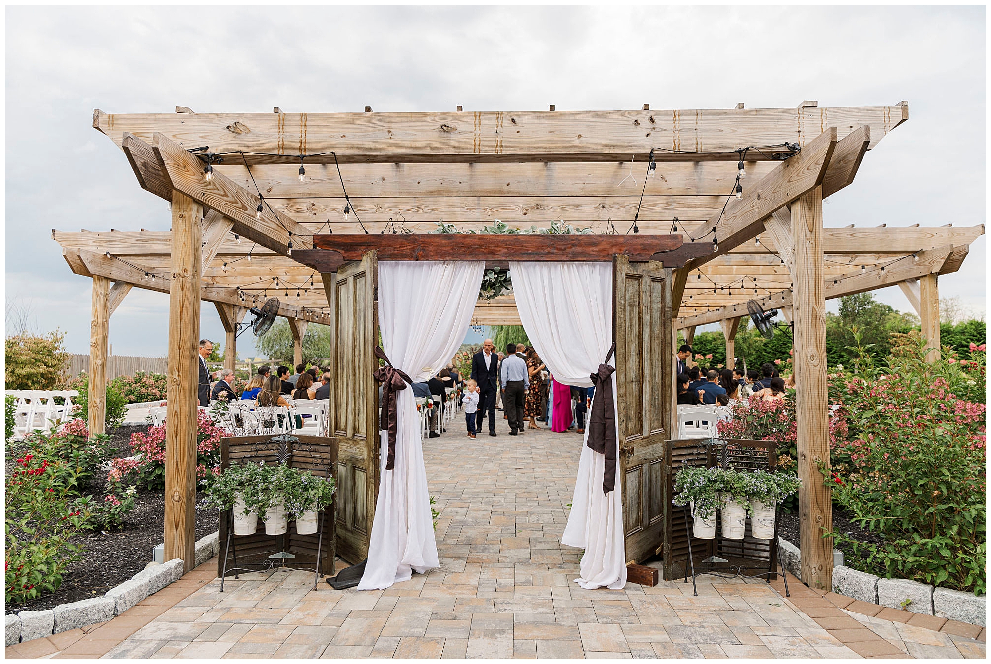 Colorful wedding at the Barn at Villa Venezia