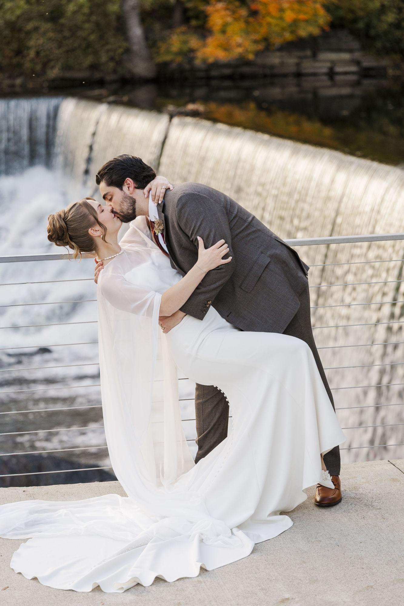 gorgeous roundhouse wedding in beacon, ny