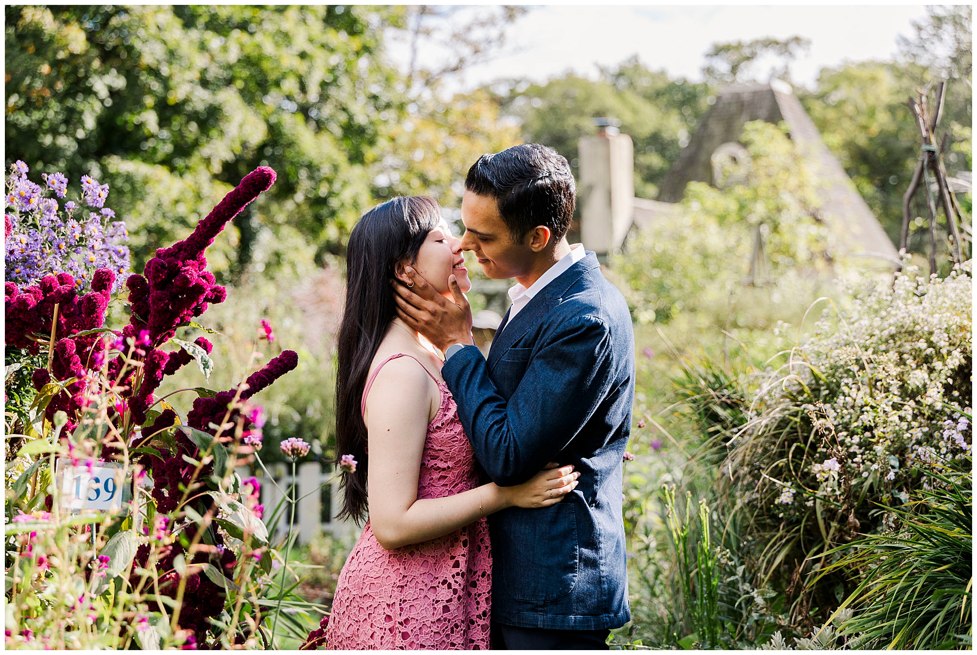 amazing engagement shoot at stonecrop gardens