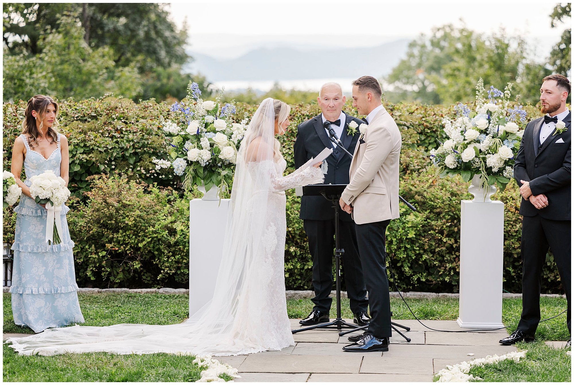 Stunning Westchester wedding at the Briarcliff Manor