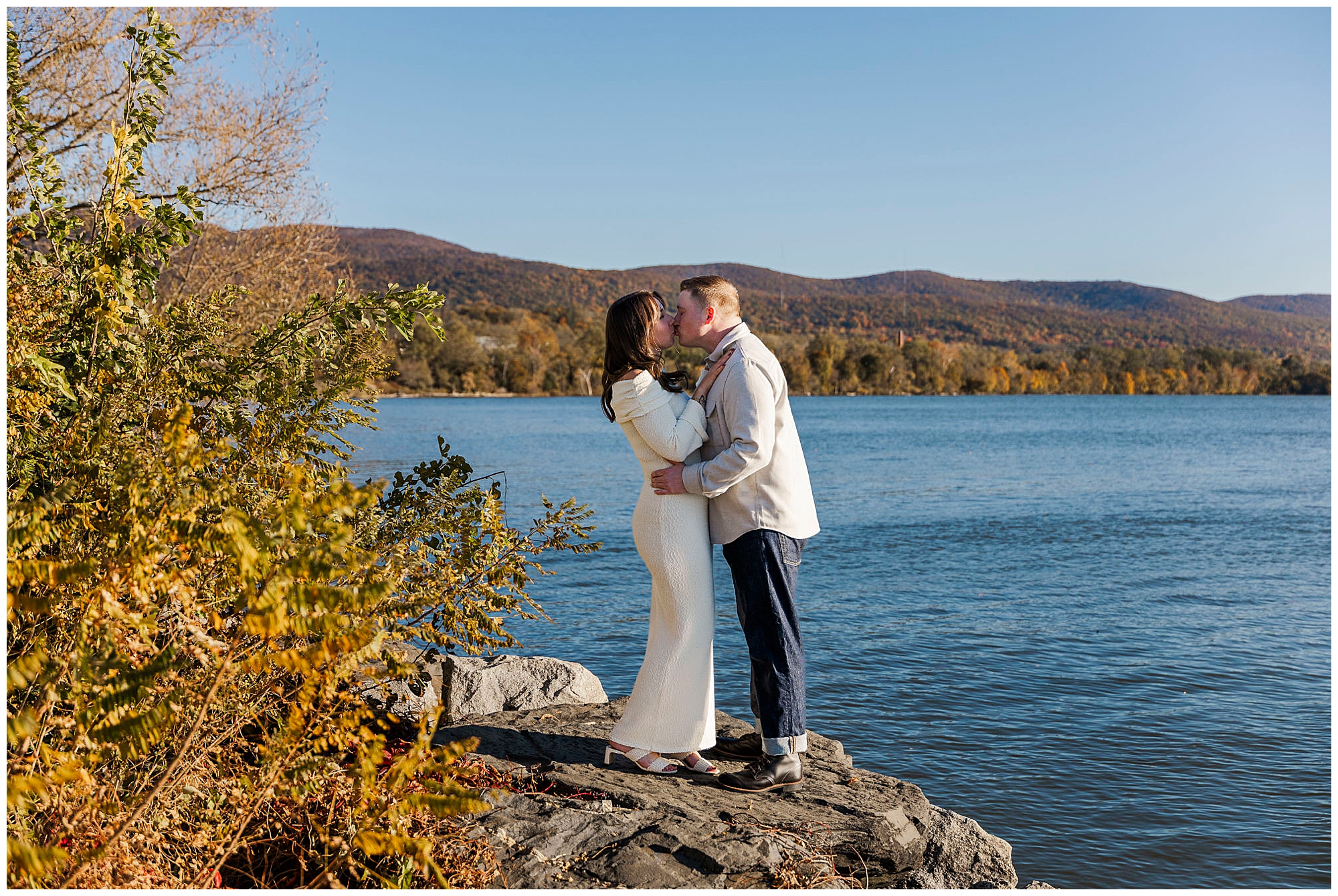 autumnal Long Dock Park engagement session