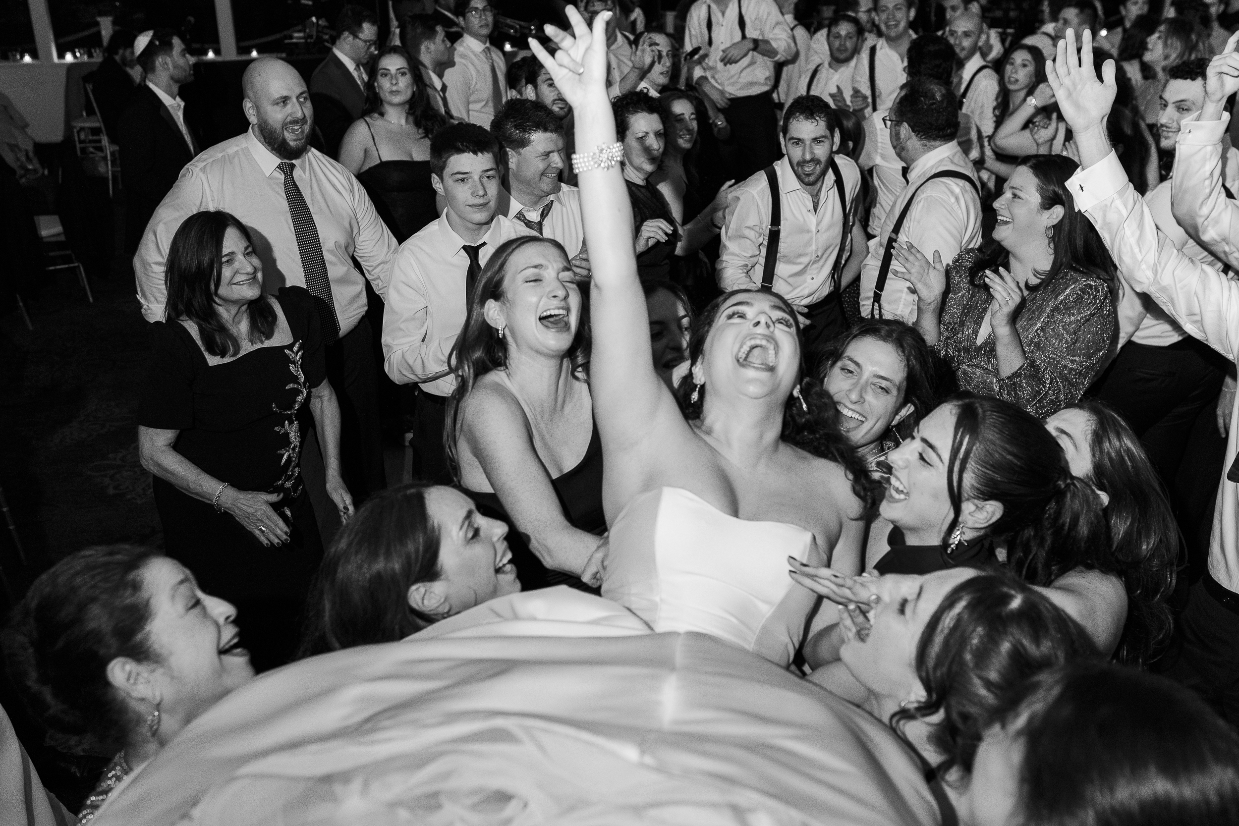 lovely waterfront mamaroneck beach & yacht club wedding